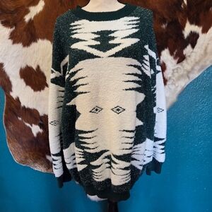 Chic Soul Forest Green and Cream Patterned Sweater